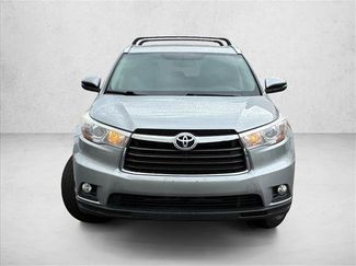 Used 2015 Toyota Highlander XLE AWD/4WD video 2