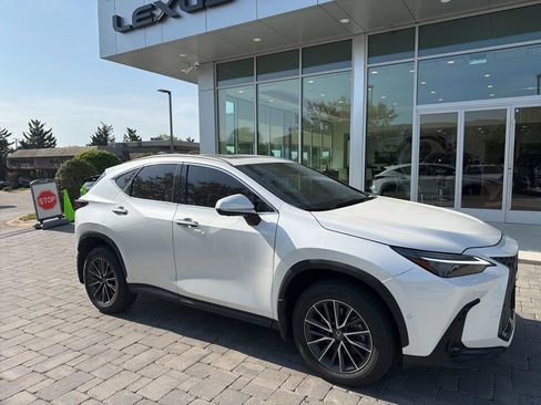 Used 2024 Lexus NX 350h AWD w/ Vision Package image 5
