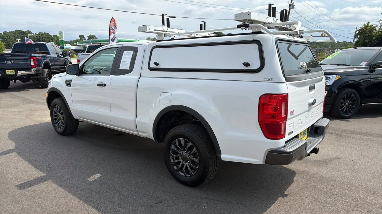 Used 2021 Ford Ranger XLT w/ Equipment Group 301A Mid RWD image 3