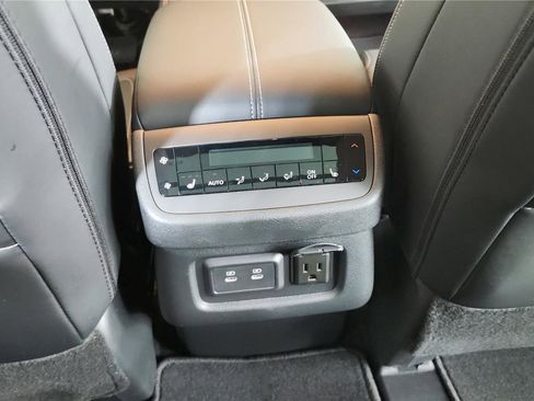 New 2026 Nissan Pathfinder Platinum w/ Cargo Package image 16