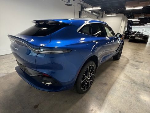 Used 2022 Aston Martin DBX image 4