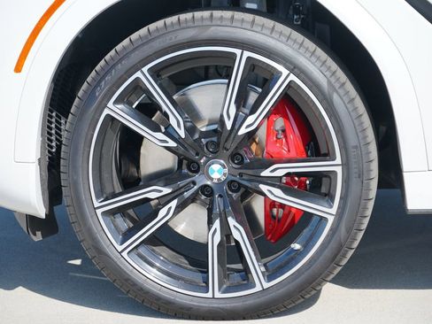 New 2026 BMW X6 M60i AWD/4WD image 5