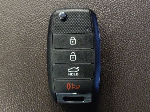 Used 2019 Kia Optima LX FWD image 32