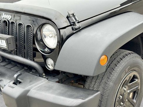 Used 2016 Jeep Wrangler Sport AWD/4WD image 10