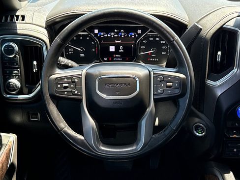 Used 2021 GMC Sierra 1500 Denali w/ Denali Ultimate Package AWD/4WD image 14