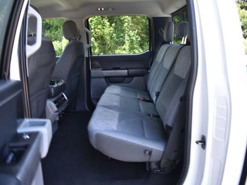Used 2021 Ford F150 XLT w/ Equipment Group 302A High RWD image 10