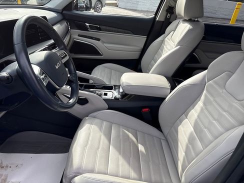 Used 2024 Kia Telluride SX Prestige image 9
