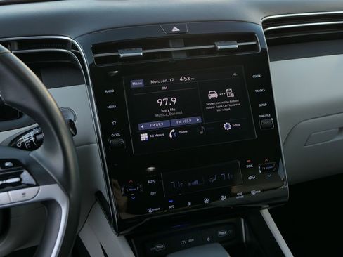 Certified 2023 Hyundai Tucson SEL w/ Convenience Package image 18