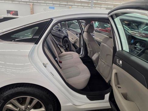 Used 2017 Hyundai Sonata ECO FWD image 32