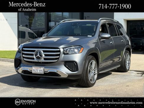 Used 2025 Mercedes-Benz GLS 450 4MATIC image 1