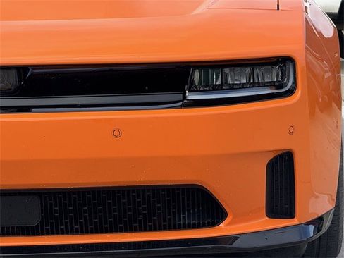 Used 2025 Dodge Charger R/T Scat Pack w/ Track Pack image 7