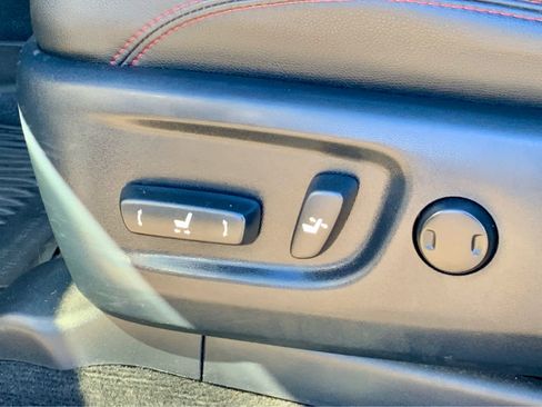 Used 2020 Toyota 4Runner TRD Off-Road Premium image 56