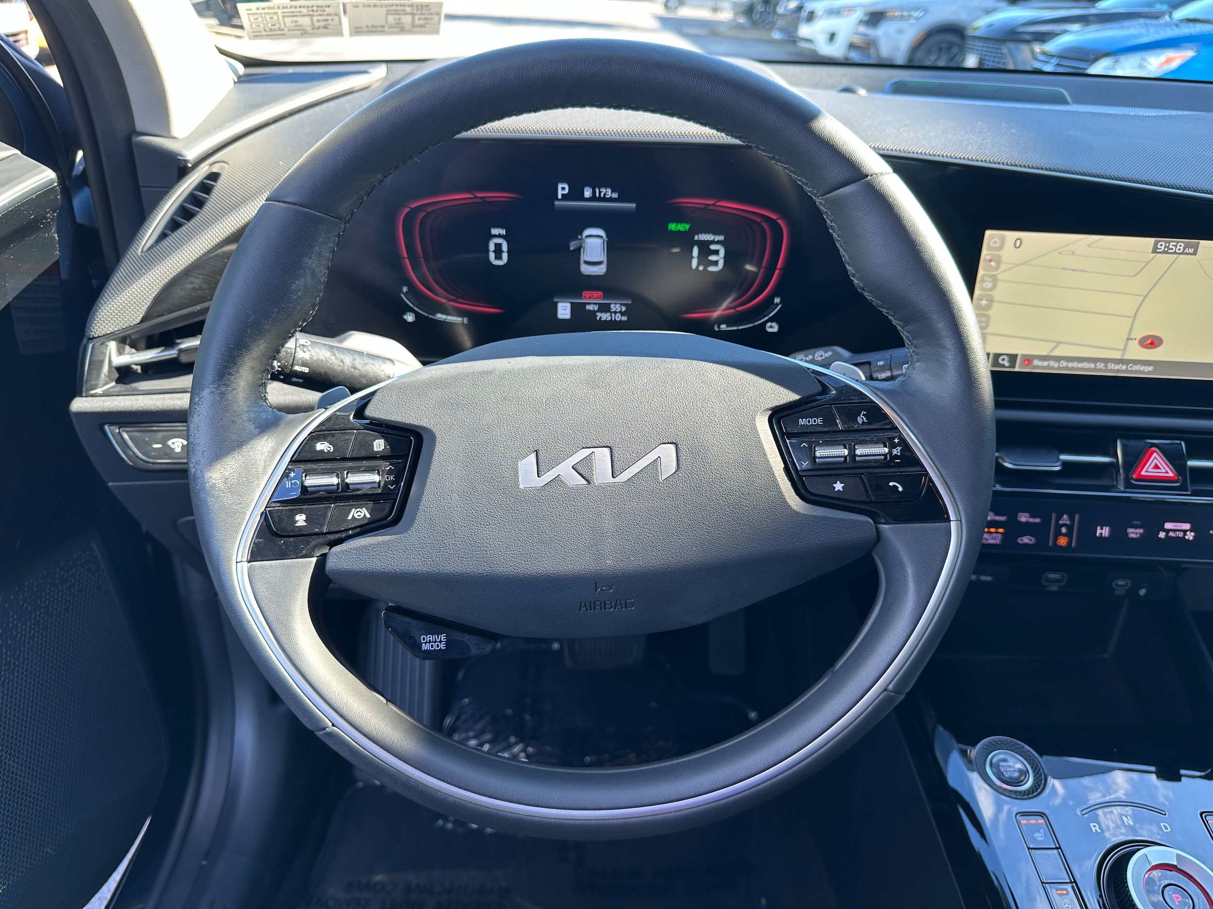 Used 2023 Kia Niro EX w/ EX Cold Weather Package FWD image 32