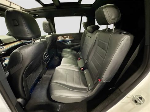 Certified 2025 Mercedes-Benz GLS 450 4MATIC image 26