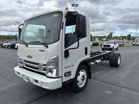 New 2025 Chevrolet Low Cab Forward 5500HG image 3