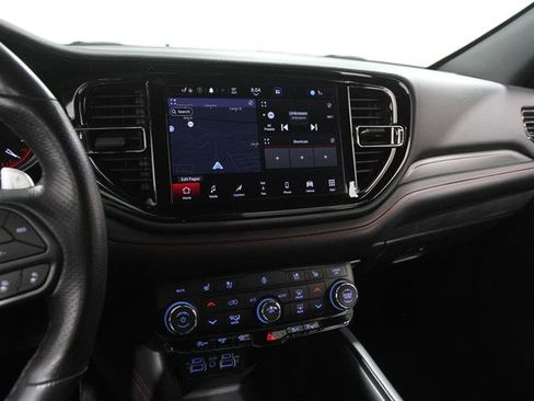 Used 2023 Dodge Durango GT image 9