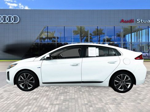 Used 2017 Hyundai Ioniq Limited image 4