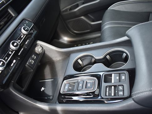 Certified 2023 Honda Pilot Elite image 23