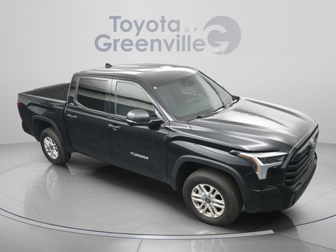 Used 2025 Toyota Tundra SR5 w/ SR5 Convenience Package image 21