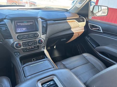 Used 2019 GMC Yukon Denali w/ Denali Ultimate Package image 32