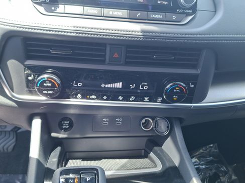 New 2026 Nissan Rogue SV FWD image 10