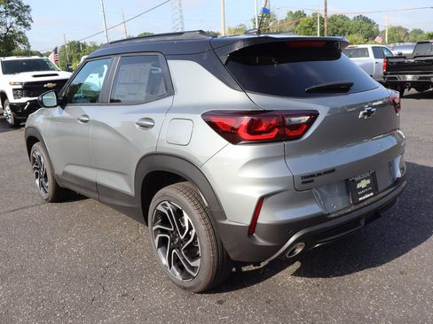 New 2026 Chevrolet TrailBlazer RS w/ Convenience Package AWD/4WD image 3