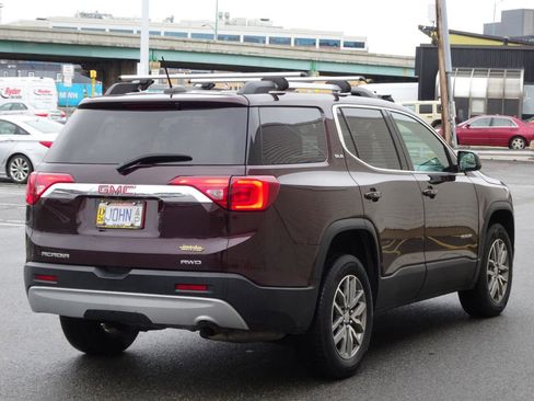 Used 2017 GMC Acadia SLE AWD/4WD image 7