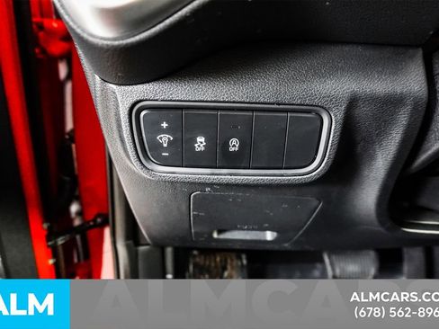 Used 2025 Kia Soul LX w/ LX Technology Package image 29