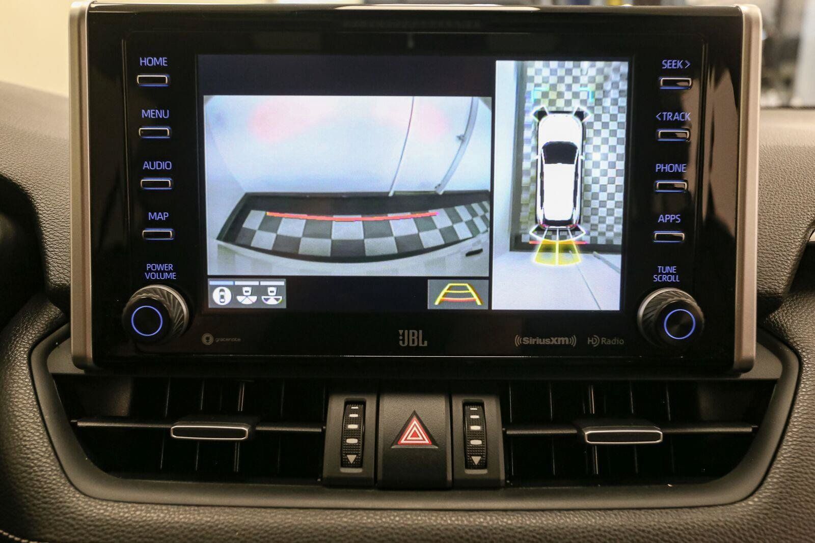 Used 2019 Toyota RAV4 Limited AWD/4WD image 32