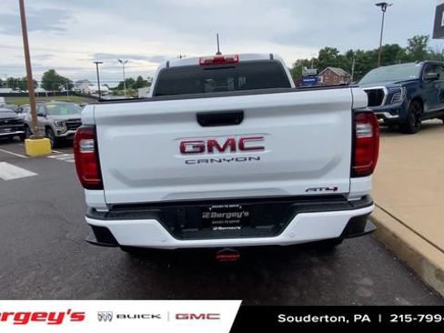Used 2026 GMC Canyon AT4 w/ Technology Plus Package AWD/4WD image 8
