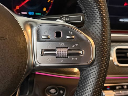 Used 2023 Mercedes-Benz GLS 450 4MATIC image 29