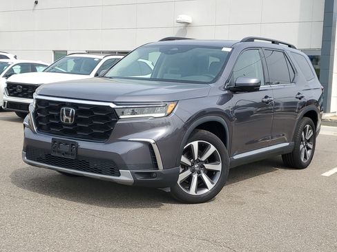 Certified 2023 Honda Pilot Elite image 38