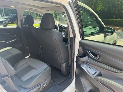 Used 2025 Subaru Ascent Onyx Edition AWD/4WD image 12