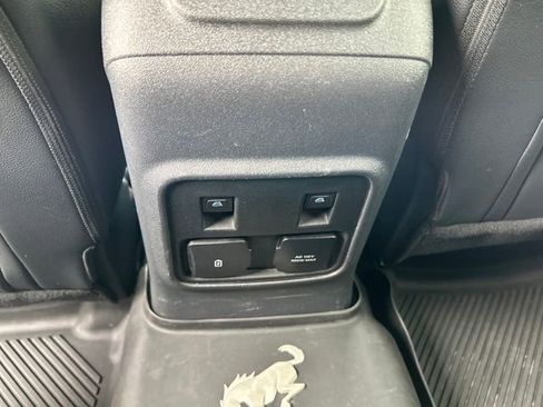 Used 2021 Ford Bronco Outer Banks w/ Sasquatch Package AWD/4WD image 21