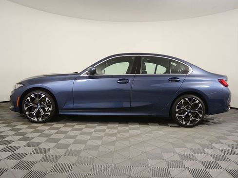 Used 2025 BMW 330i xDrive Sedan w/ Premium Package image 6