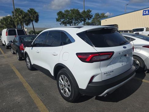 Used 2023 Ford Escape Active w/ Cold Weather Package FWD image 9