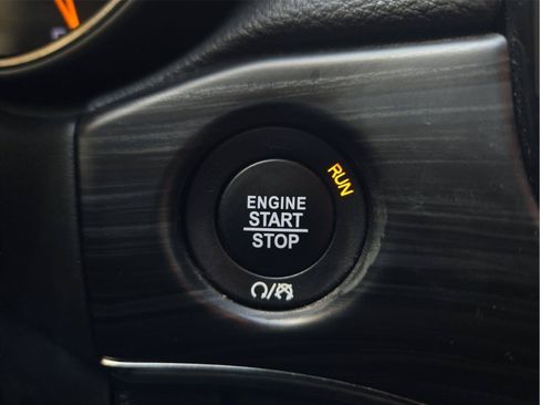 Used 2021 Jeep Grand Cherokee Limited X AWD/4WD image 21