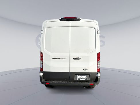 New 2026 Ford Transit 250 148 Medium Roof w/ Load Area Protection Package RWD image 5