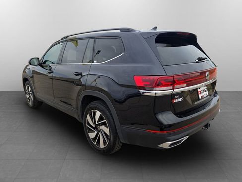 Used 2024 Volkswagen Atlas SE image 9