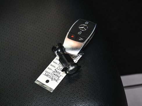 Used 2025 Mercedes-Benz GLS 450 4MATIC image 65