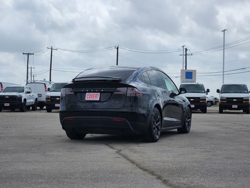 Used 2024 Tesla Model X AWD/4WD image 7