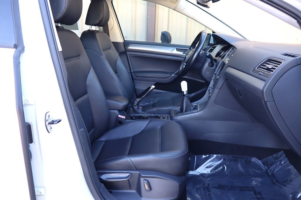 Used 2017 Volkswagen Golf Wolfsburg Edition FWD image 14