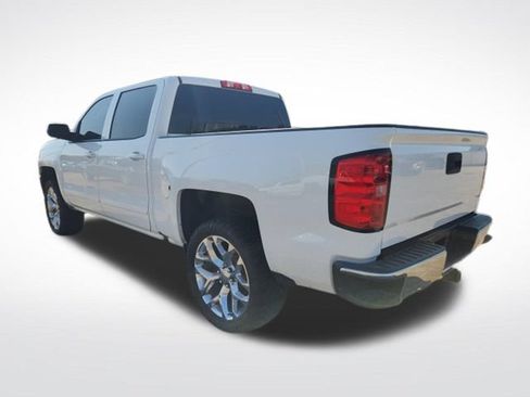 Used 2018 Chevrolet Silverado 1500 LT w/ Texas Edition RWD image 6