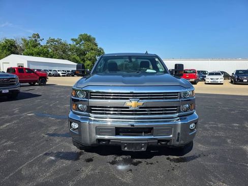 Used 2016 Chevrolet Silverado 2500 LT w/ LT Convenience Package AWD/4WD image 2