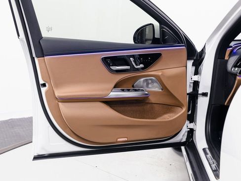 Used 2024 Mercedes-Benz E 450 4MATIC All-Terrain Wagon w/ Multicontour Seating Package image 5