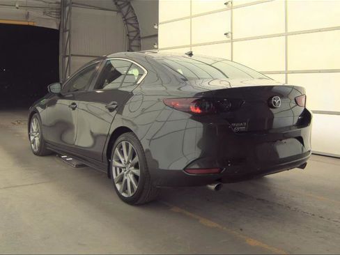 Used 2019 MAZDA MAZDA3 AWD Sedan w/ Premium Package image 9