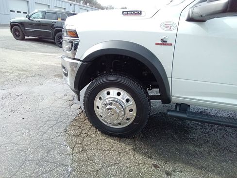 New 2026 RAM 5500 Tradesman AWD/4WD image 8