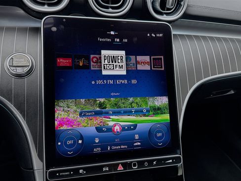 Used 2022 Mercedes-Benz C 300 Sedan image 11