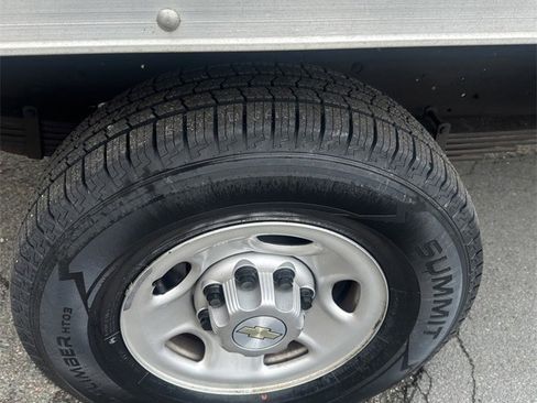 Used 2021 Chevrolet Express 3500 image 19