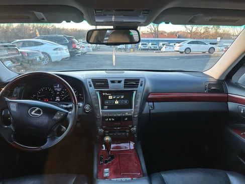 Used 2008 Lexus LS 460 image 30